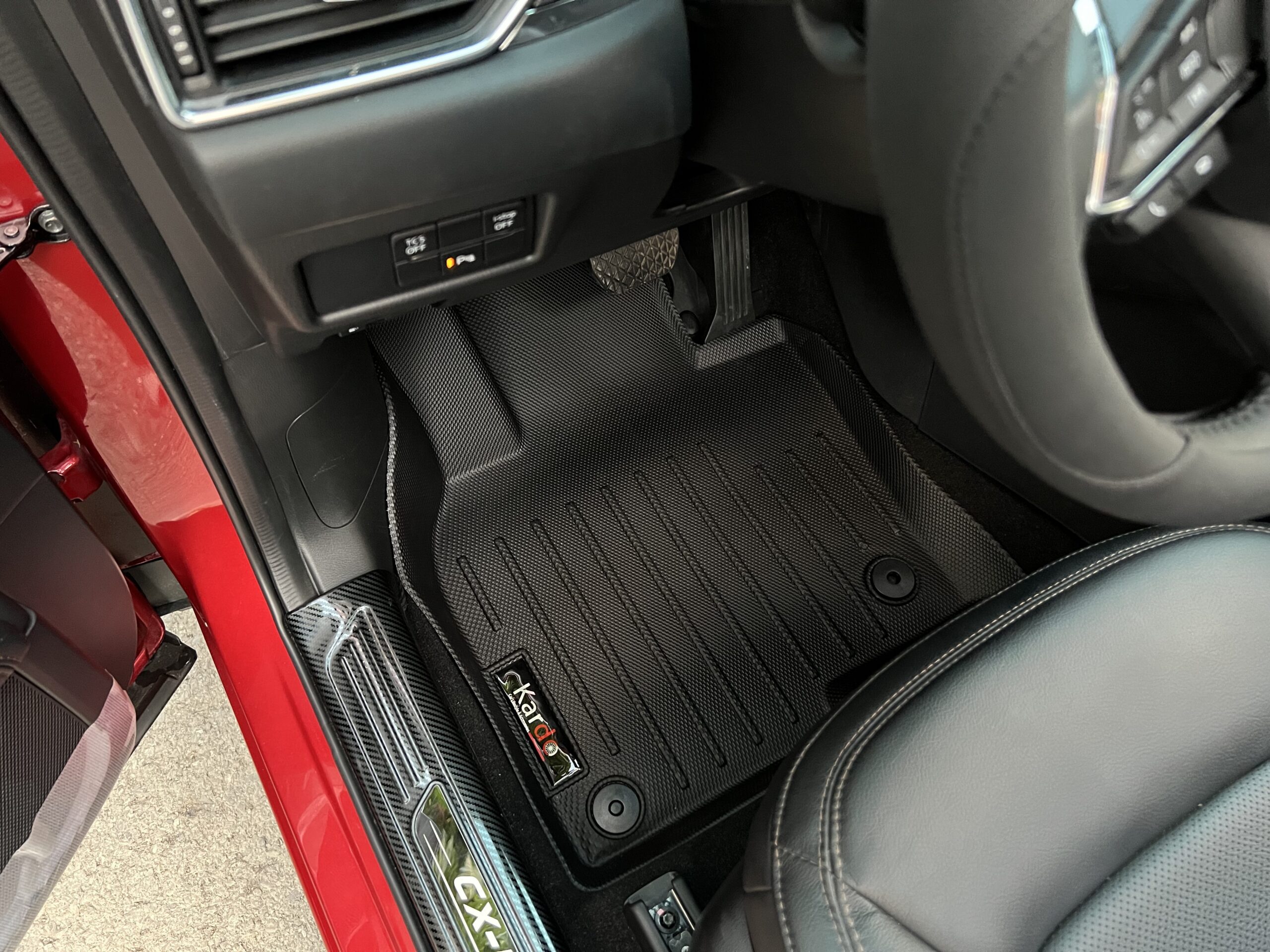 Thảm Lót Sàn Xe Ford Everest Thương Hiệu Kardo