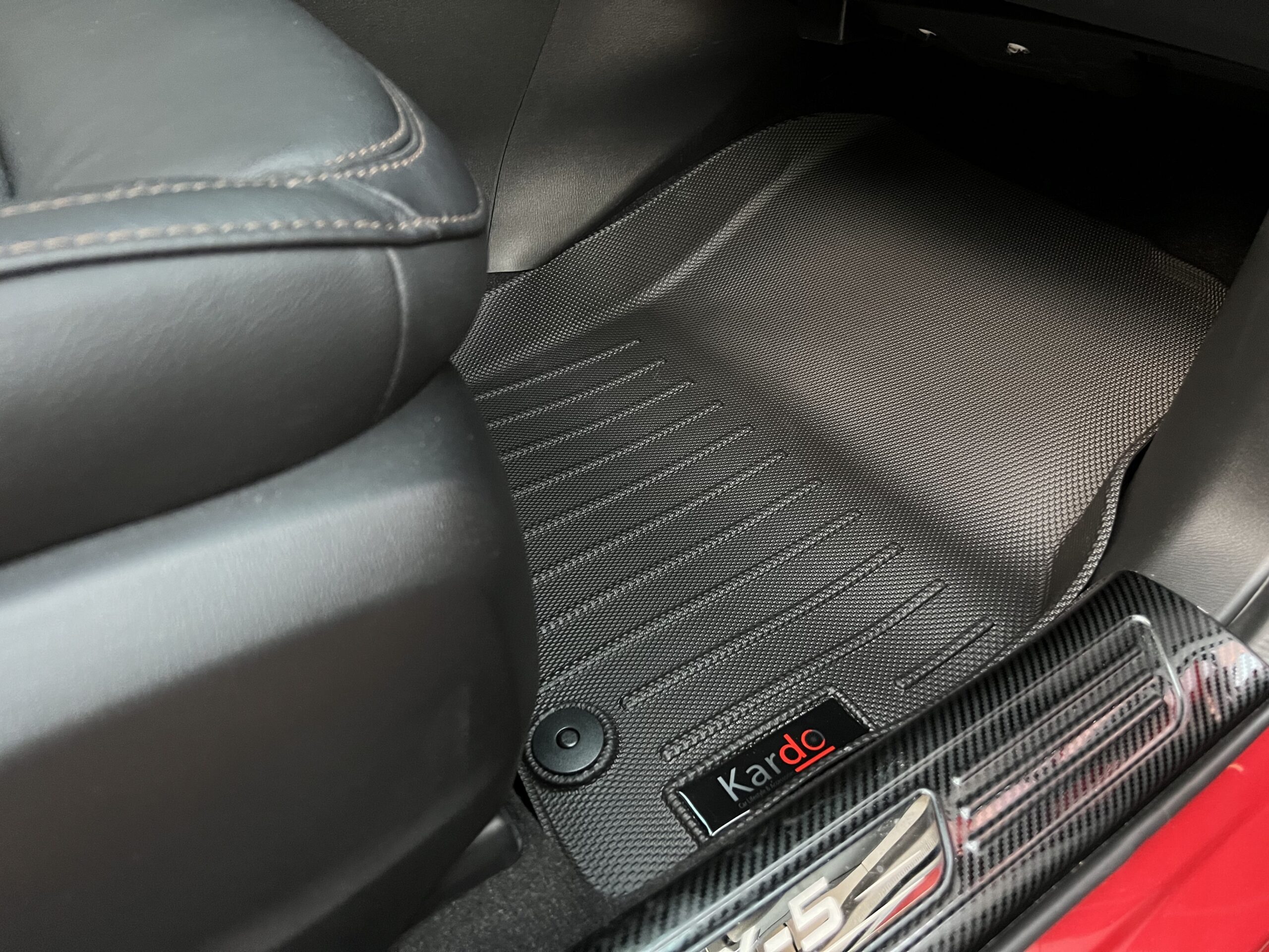 Thảm Lót Sàn Xe Ford Everest Thương Hiệu Kardo